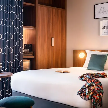 Mercure Montparnasse Pasteur 4* Parigi