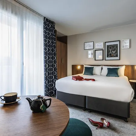 Mercure Montparnasse Pasteur 4* Parigi