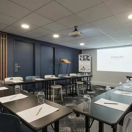 Mercure Montparnasse Pasteur Parigi