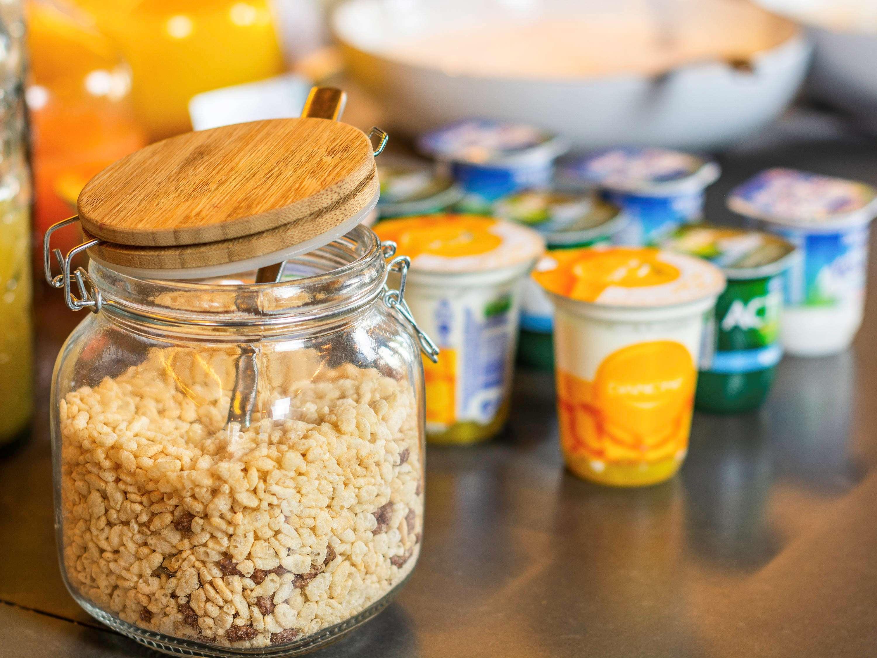 Mercure Montparnasse Pasteur 4*