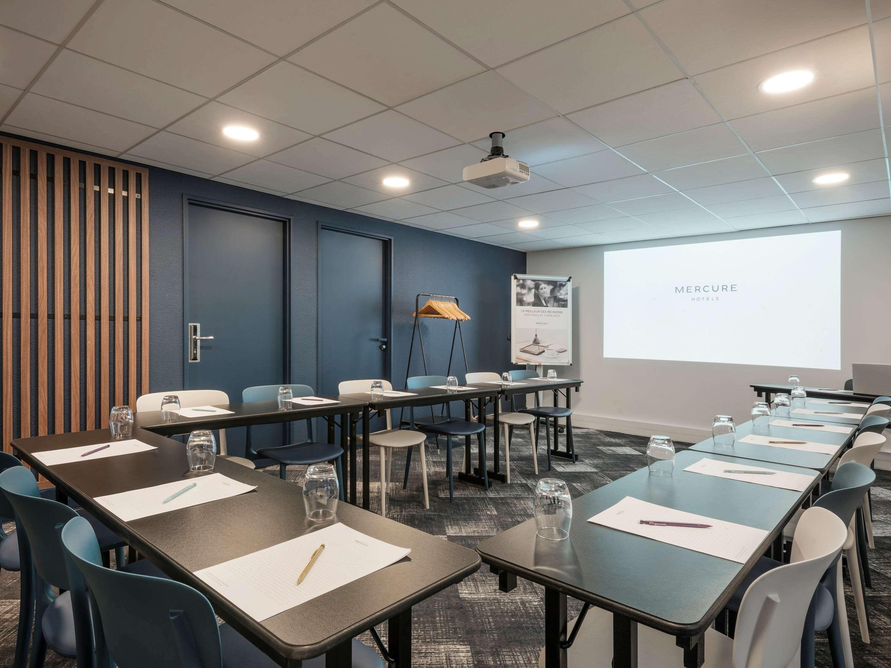 Mercure Montparnasse Pasteur 4*