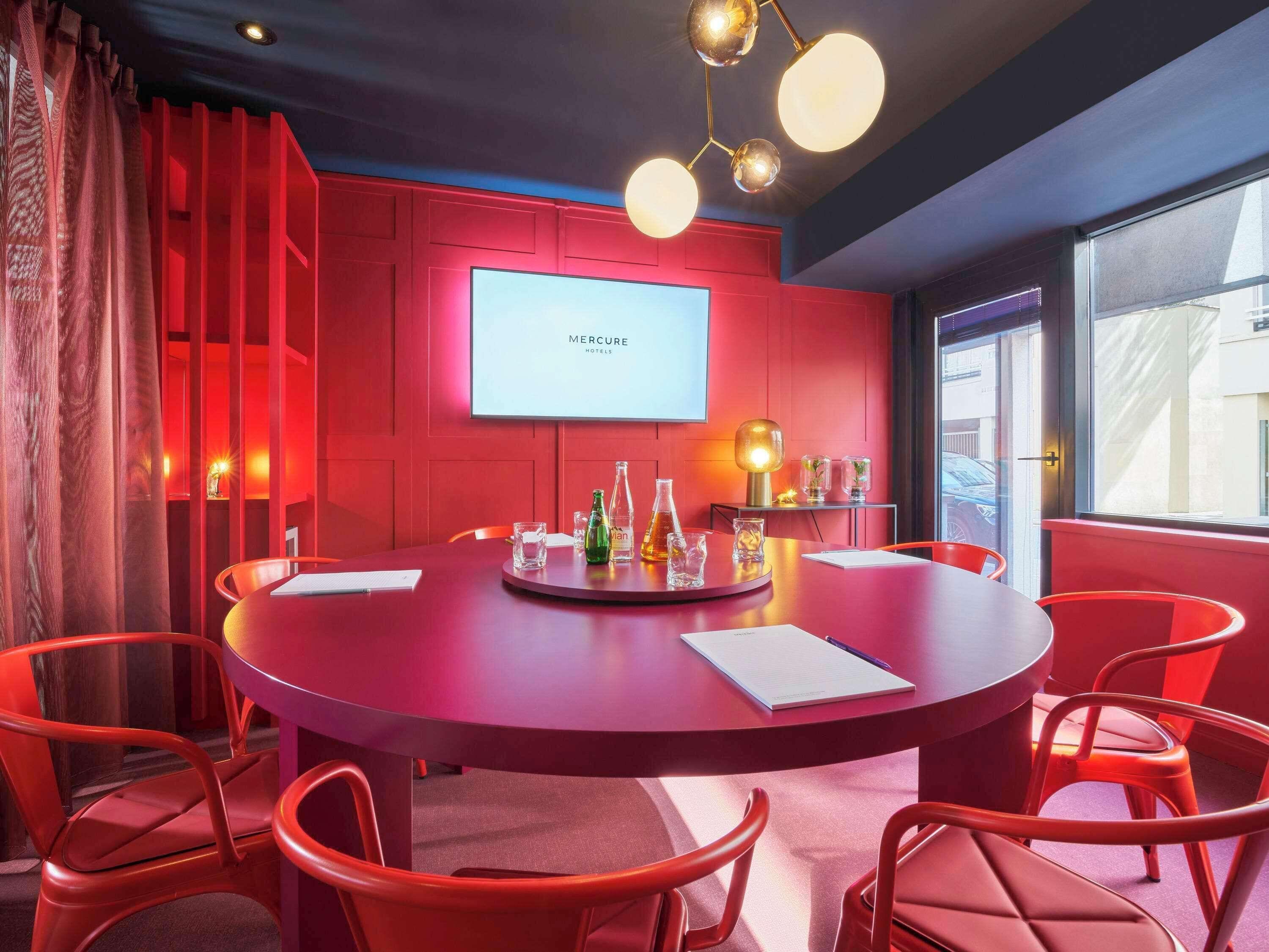 Hotel Mercure Montparnasse Pasteur Parigi
