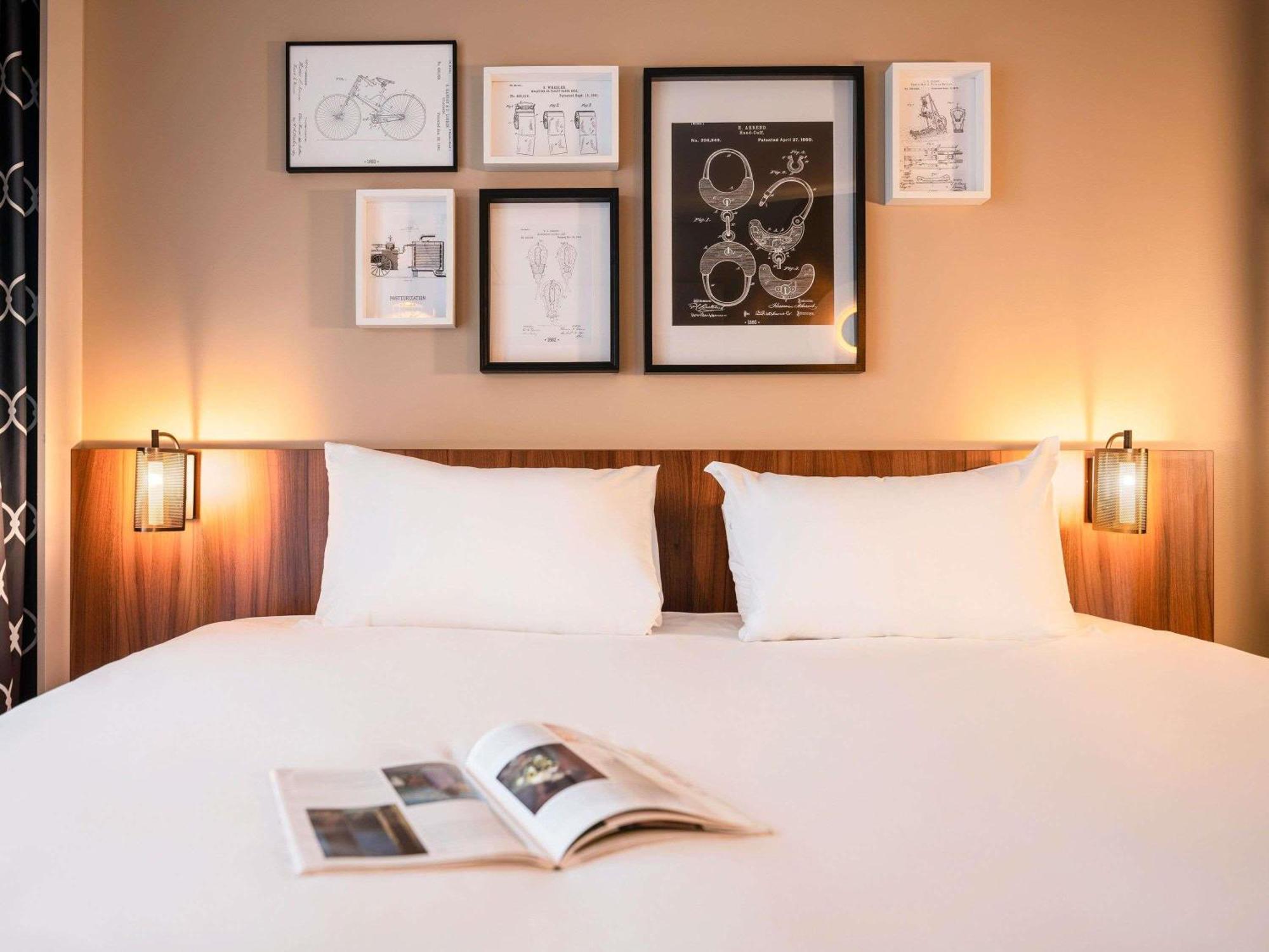 Mercure Montparnasse Pasteur Hotel
