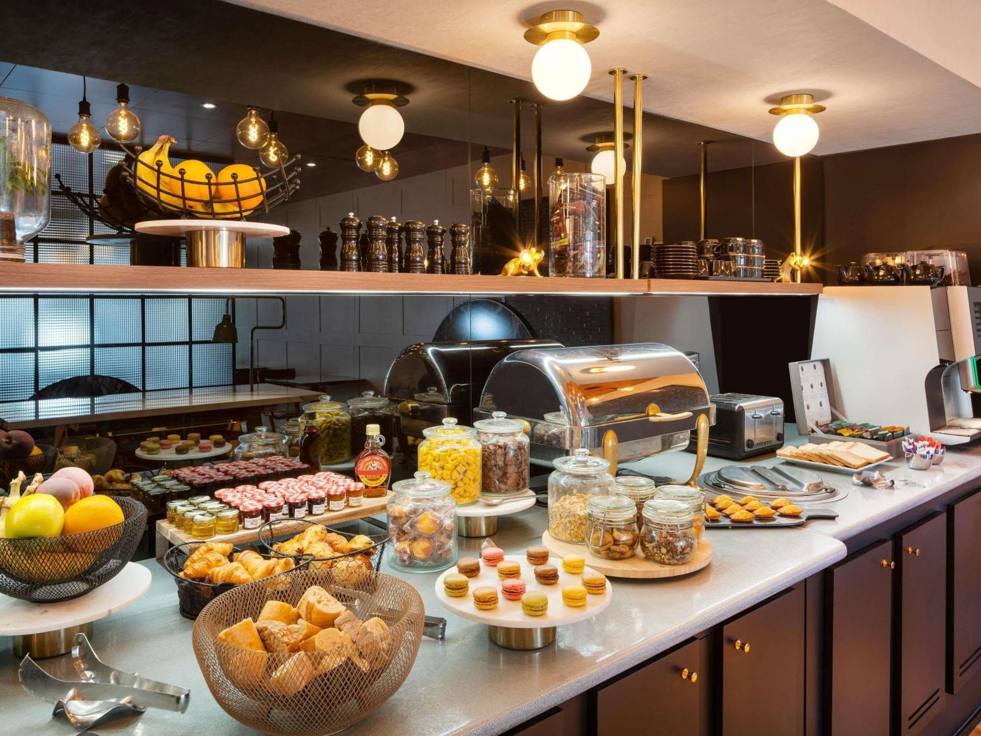Mercure Montparnasse Pasteur 4* Parigi