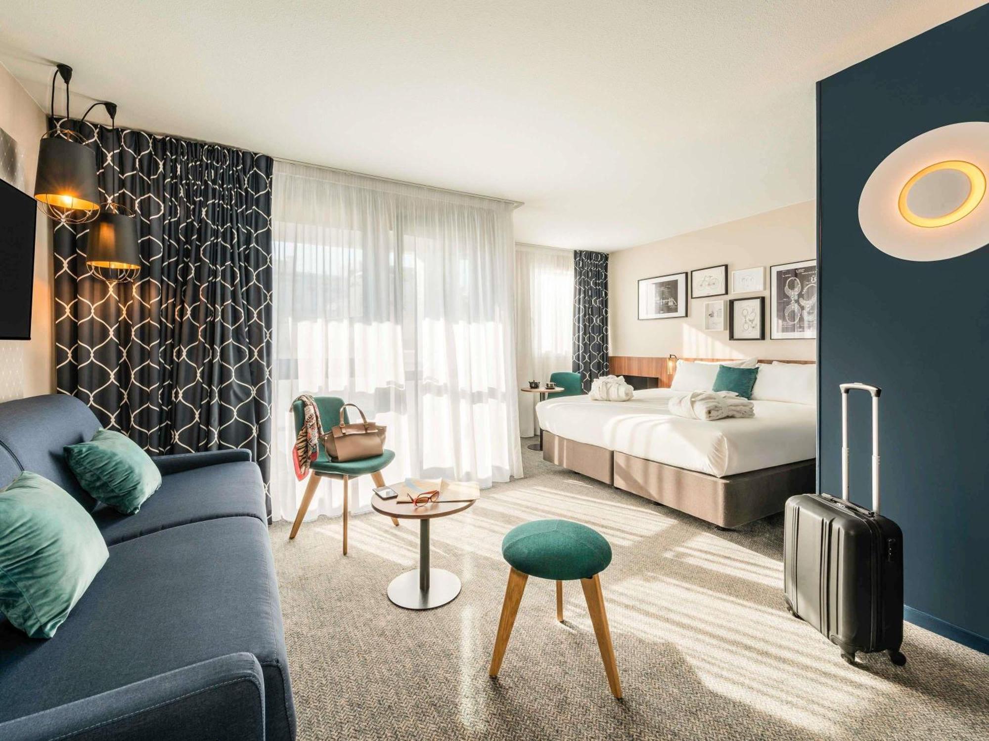 Mercure Montparnasse Pasteur Hotel 4*