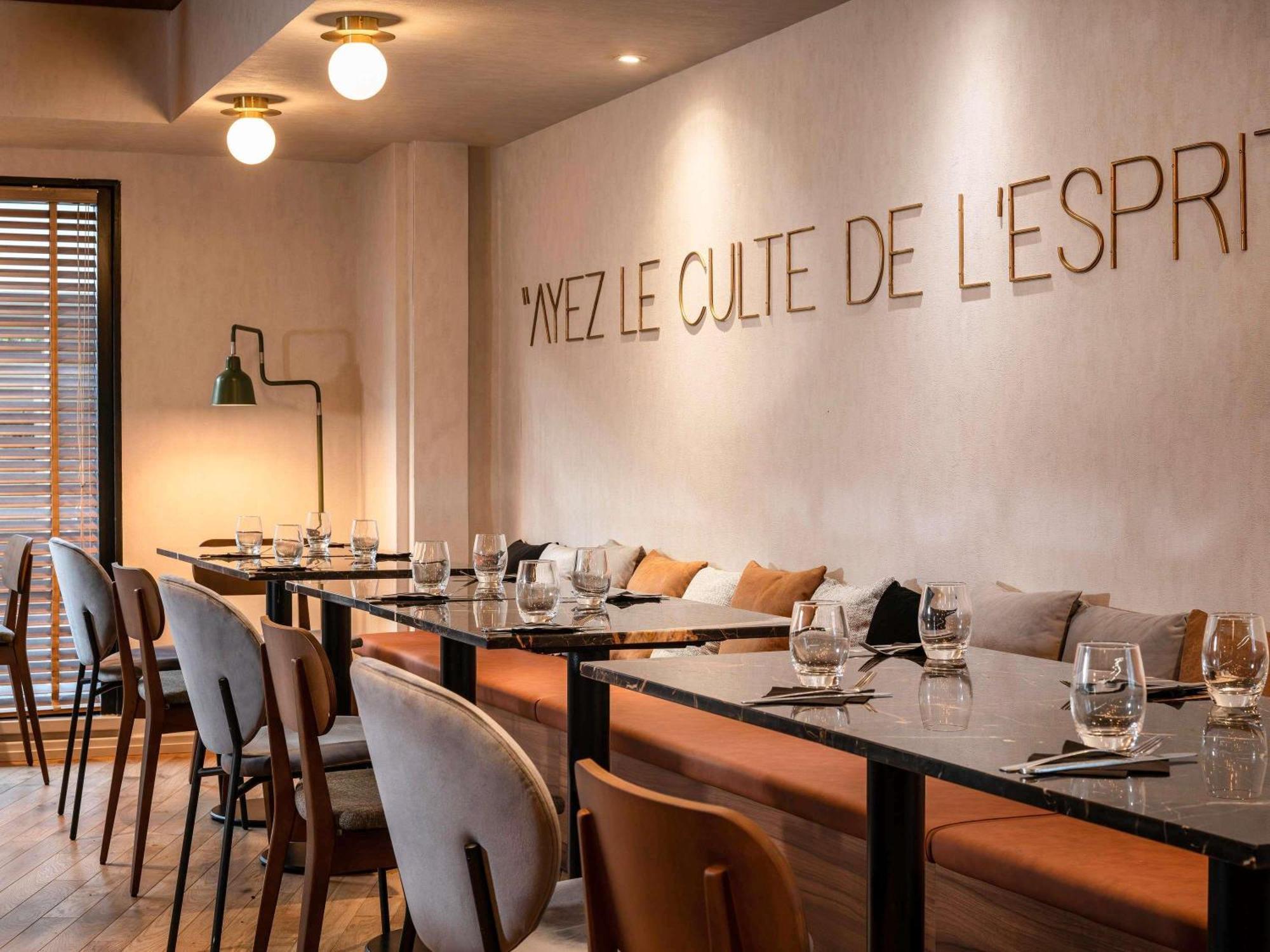 Hotel Mercure Montparnasse Pasteur Parigi